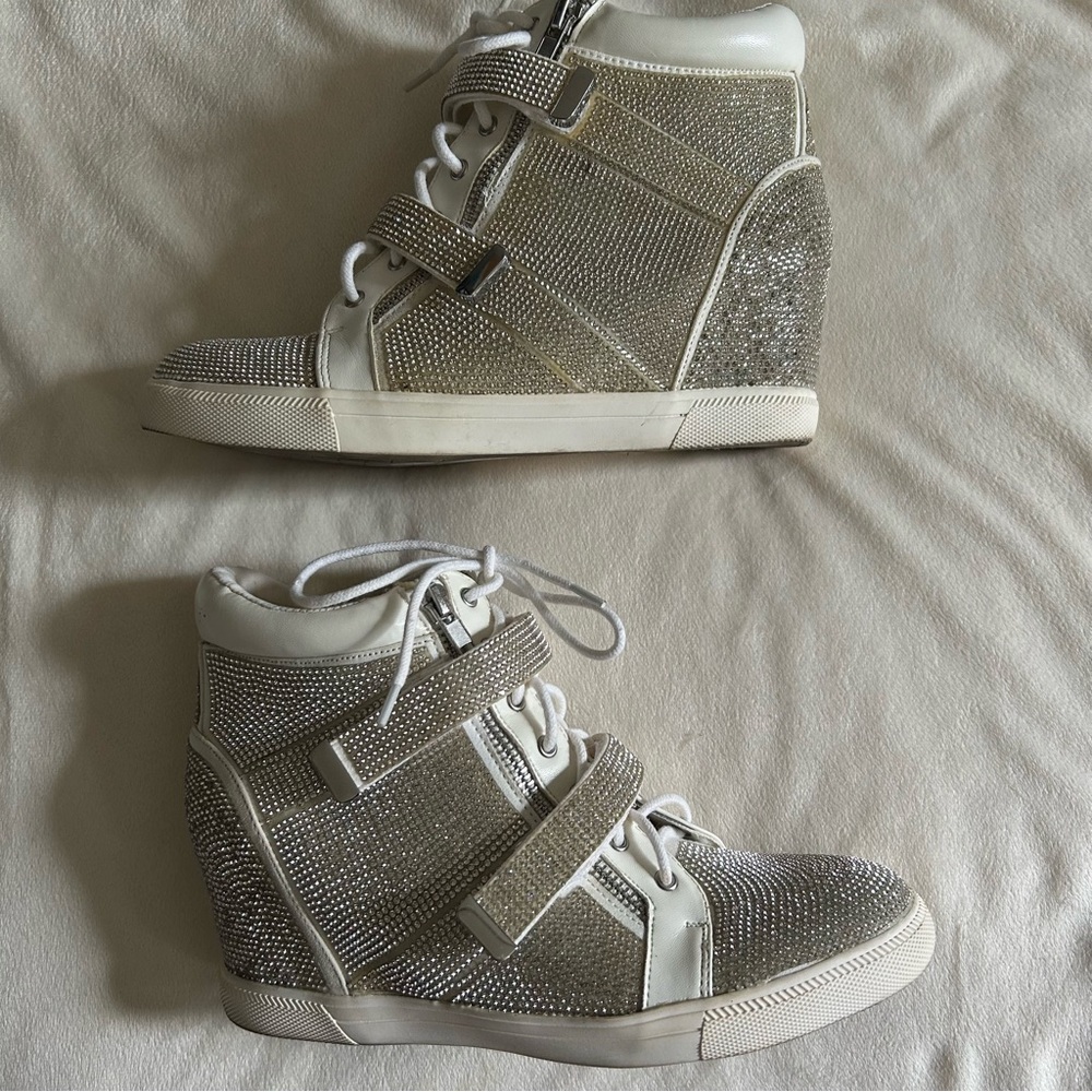 Women’s Debby Wedge Silver Bling High-Top Sneakers Size 9.5 W